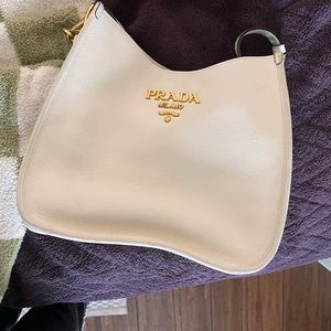 Prada 2019 Vitello Daino Hobo Bag
